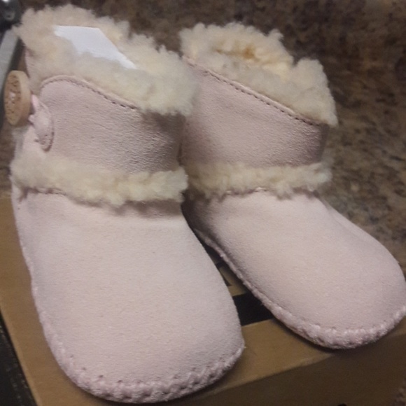 100% Authentic Infant Ugg Boots - Picture 3 of 6
